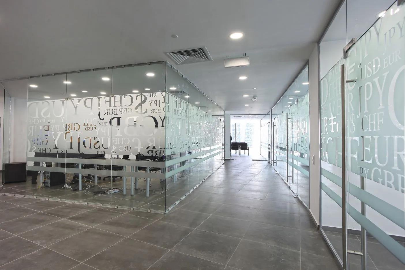 Перегородки для офиса из алюминия