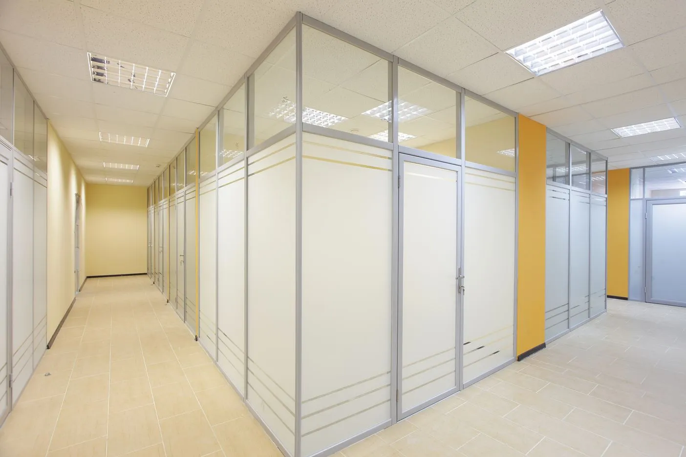 \Каркасные офисные перегородки
