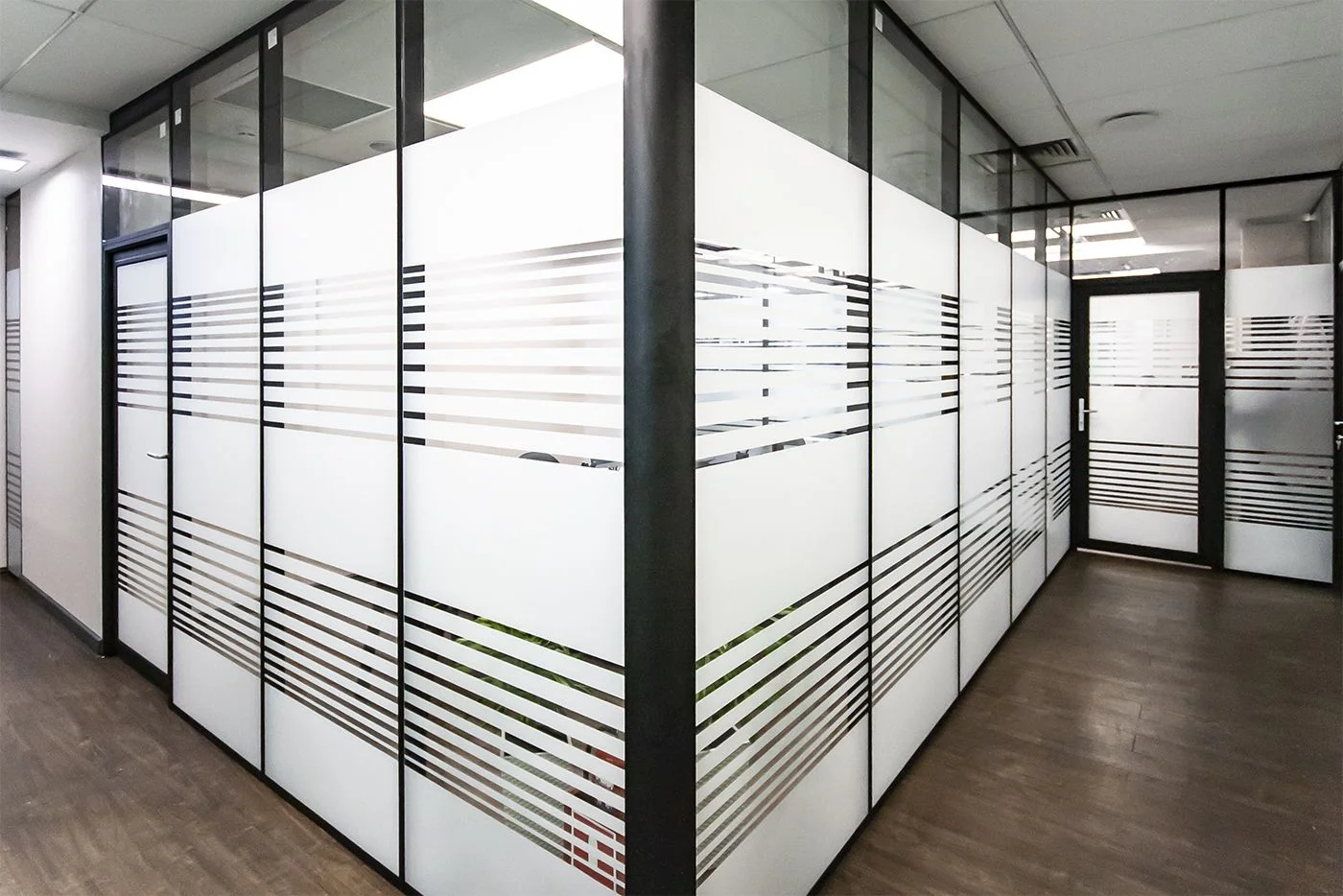 Алюминиевые офисные перегородки