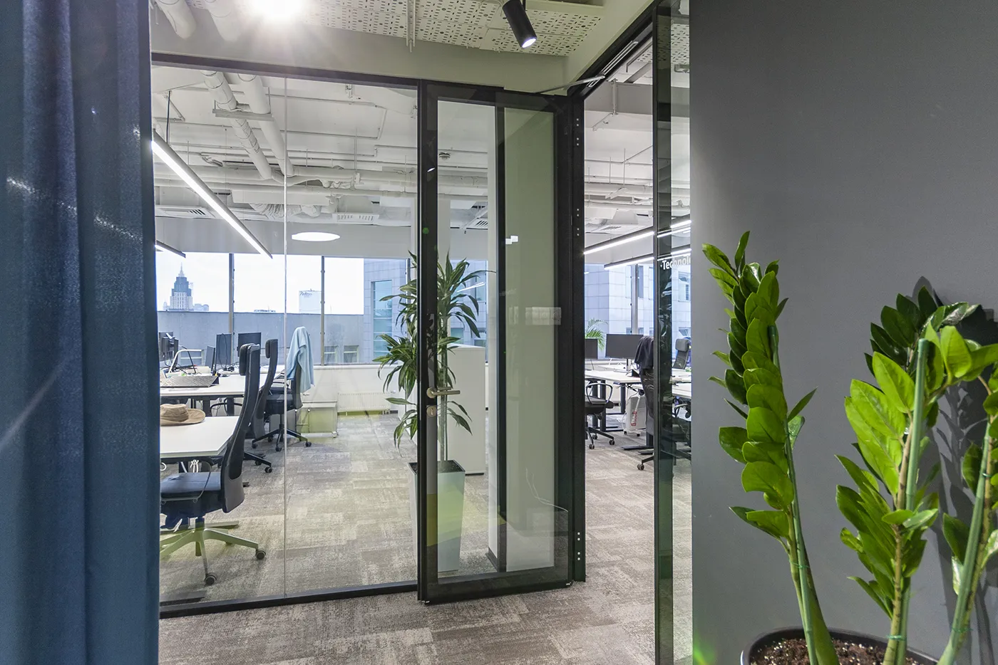 Перегородки для офиса из алюминия