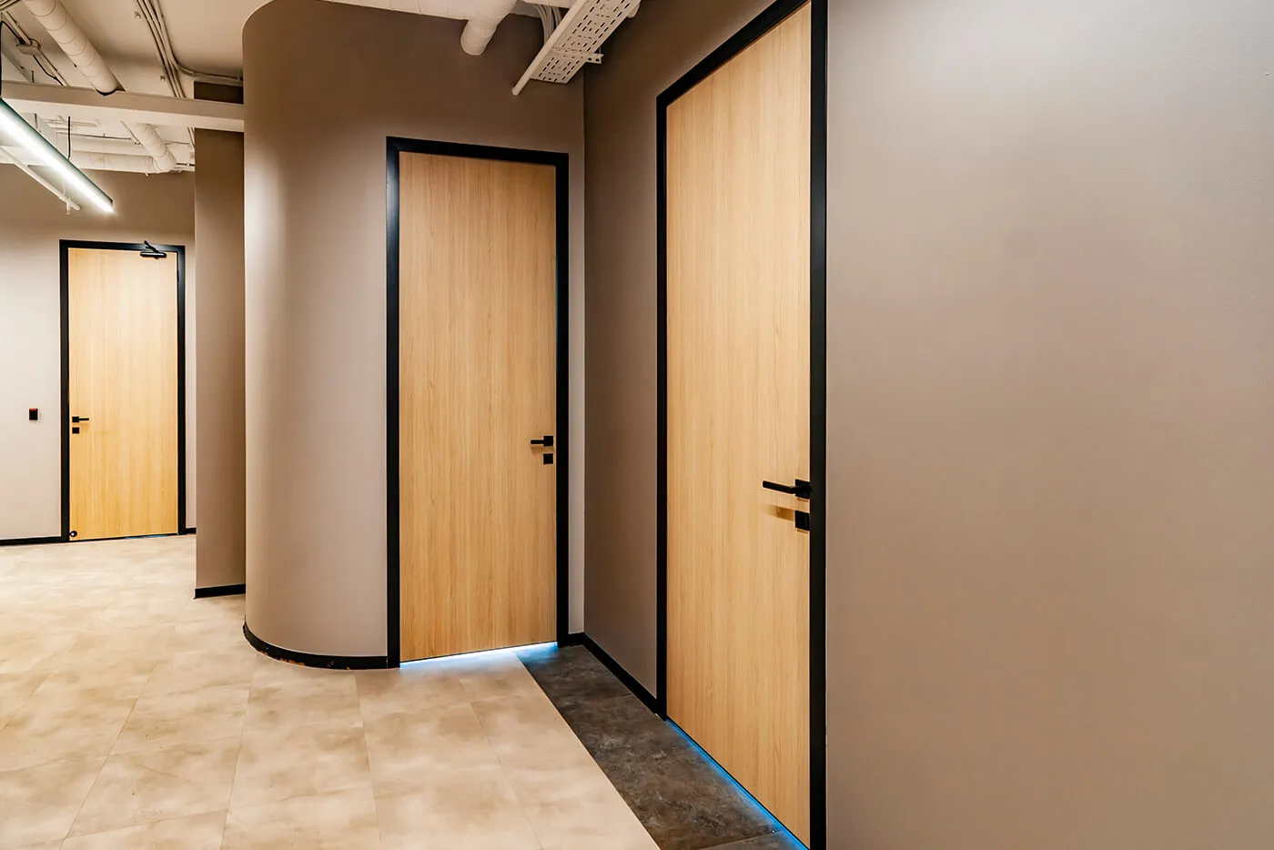 Перегородки для офиса из алюминия