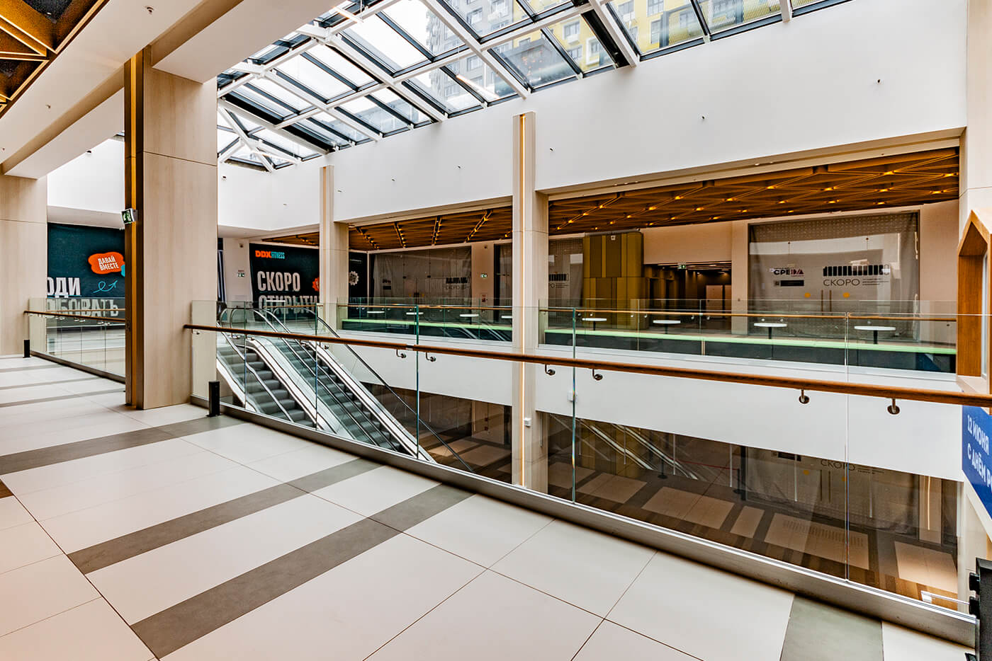 Цельностеклянные перегородки