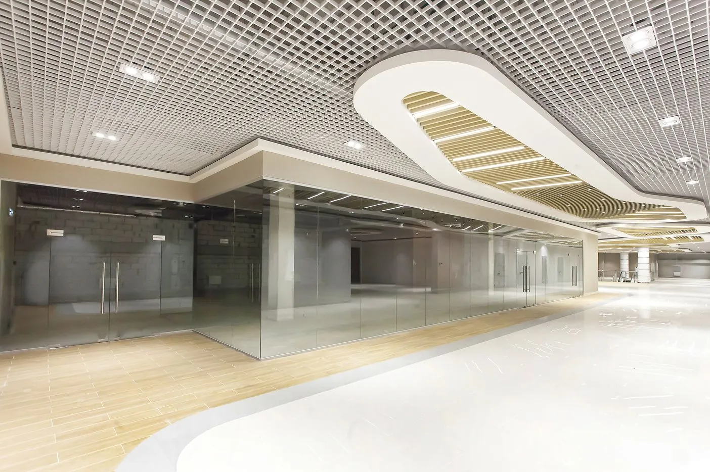 Цельностеклянные торговые павильоны CSP